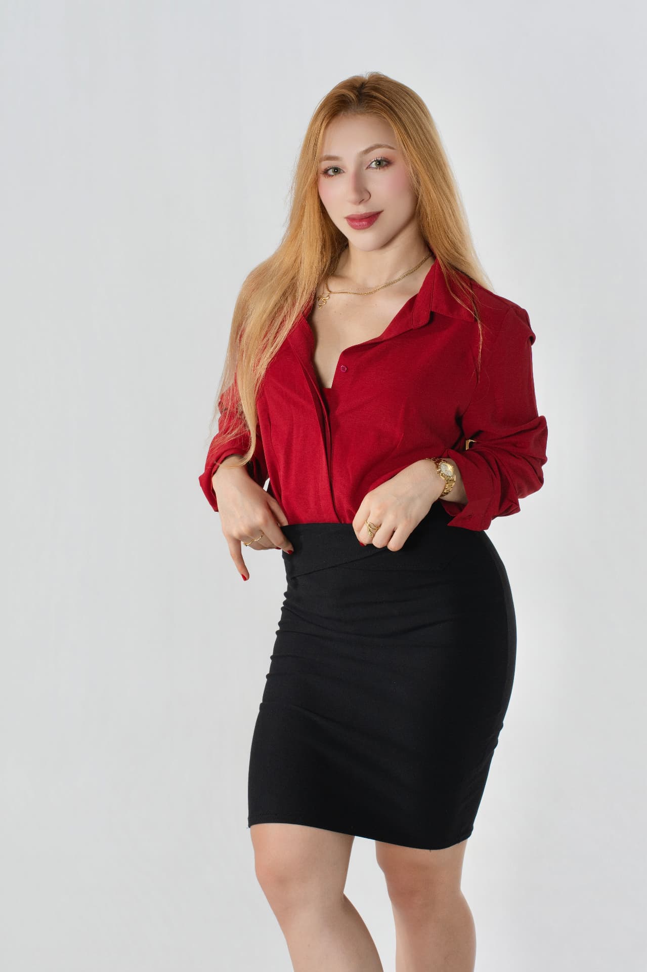 Look ejecutivo en rojo y negro para imagen personal